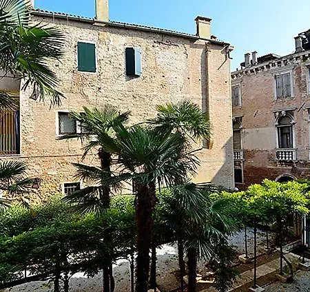 Hotel Relais