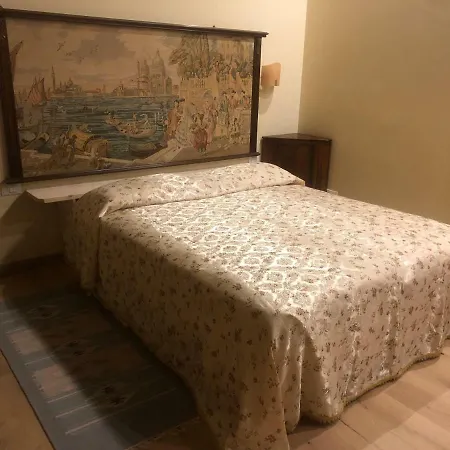 Pensión La Capannaccia - *