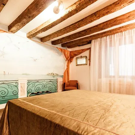 Ca' De' Kocai Apartment
