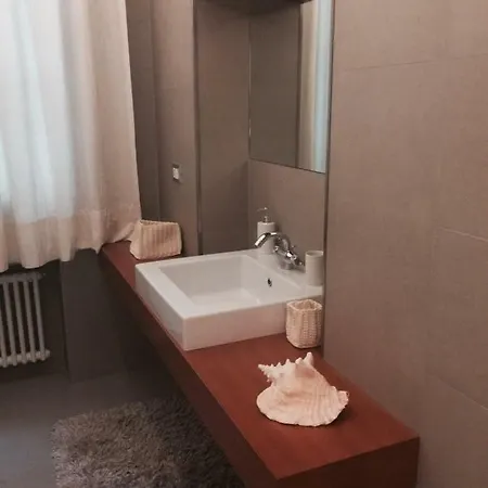 Venetian House 아파트 *