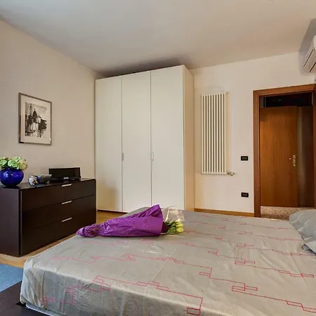 Calle Dei Cerchieri Apartment *