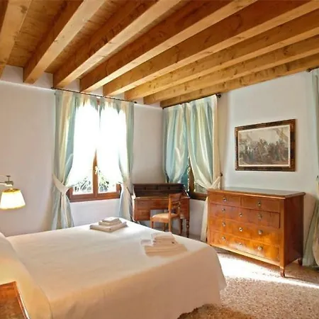 Casa Contarini * Venice