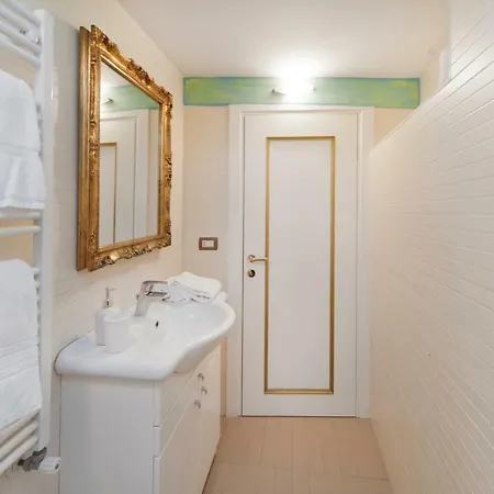 Apartment Casanova Penthouse In The Heart Of Venice