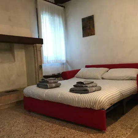 Palazzo Grassi And Accademia Bridge Superb House Apartment Venice