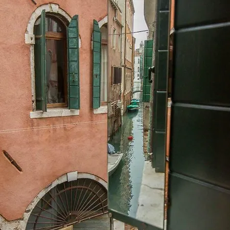 Apartment Between The Channels, In San Marco