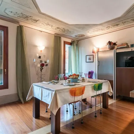 Casa Flavia Ai Morosini - Luxury With Canal View Holiday home *