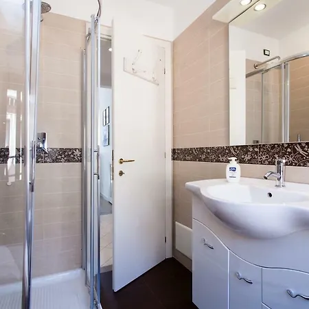 Lejlighed Prince Apartments *