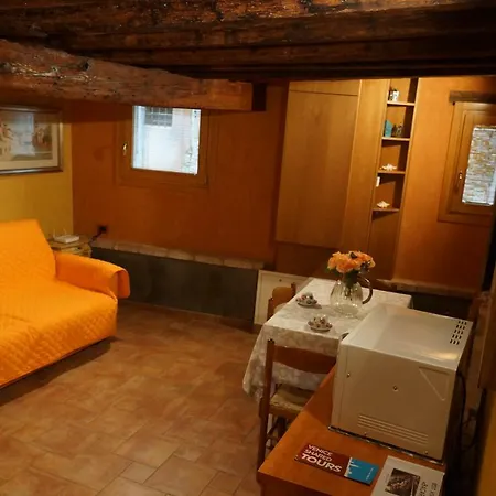Casa Delle Gondole * Venice