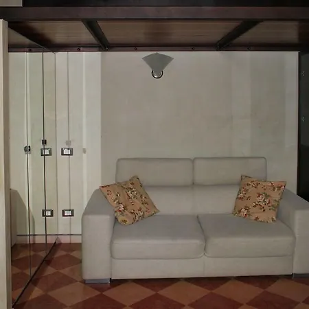 Campiello Tron Apartment *