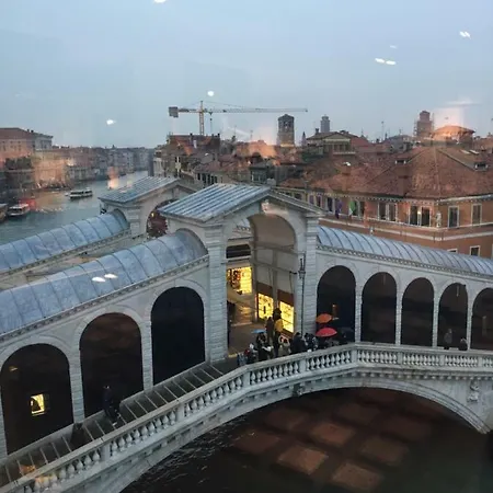 아파트 Romantic Rialto
