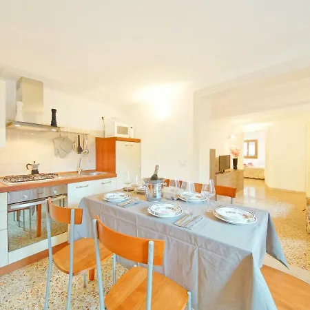 Sant'aponal Rialto Apartment