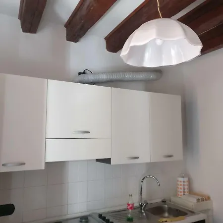 Apartment Lista