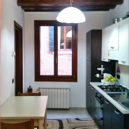 Apartment Lista