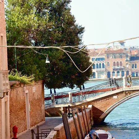Casa Margherita Accademia Apartment Venice