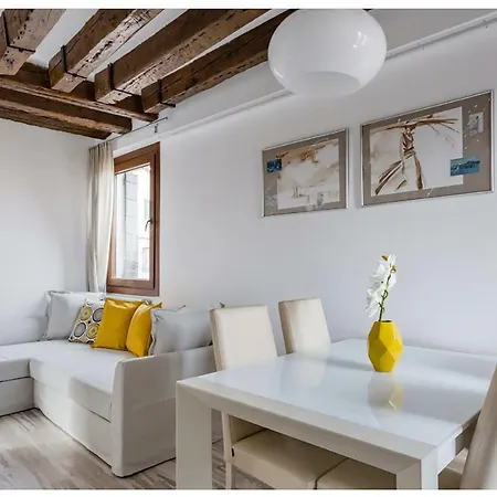 Apartment Biennale Family Apartment In Venice Venice