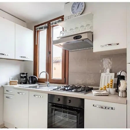 Biennale Family Apartment In Venice