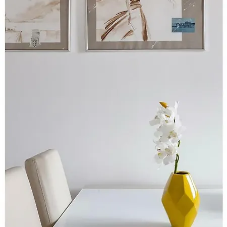 Biennale Family Apartment In Venice *