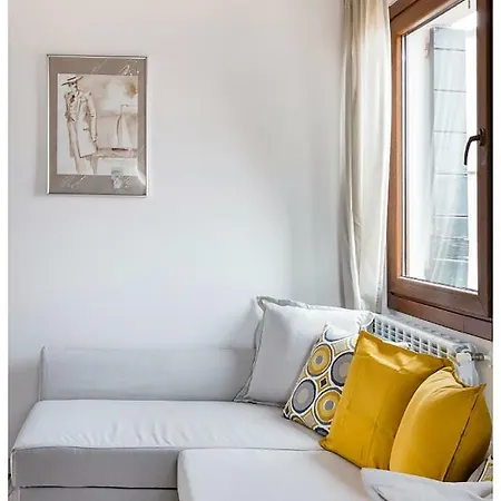 Biennale Family Apartment In Venice Apartment Venice