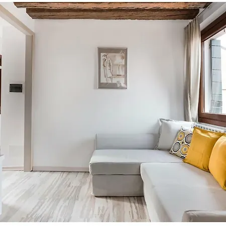 Apartment Biennale Family Apartment In Venice Venice