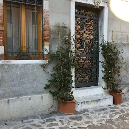Appartamento Rosso Veneziano *