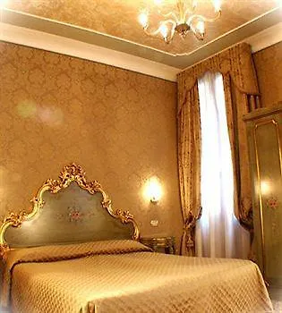 Ovidius Hotell 3*