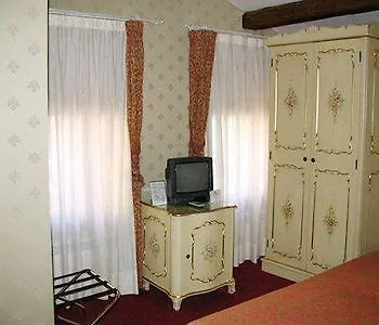 Bed & Breakfast Al Leon 3*