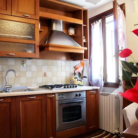 La Casa Di Moira Apartment