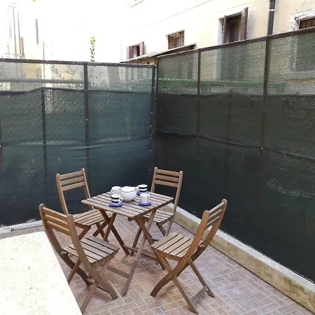Ca' Petrona Apartment