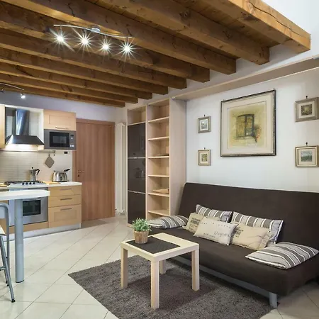Duplex At The Entrance To 2 Bathroom And Terrace *