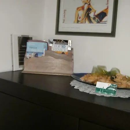 Ca' San Silvestro 2 Terrazze Nel Cuore Di Velence