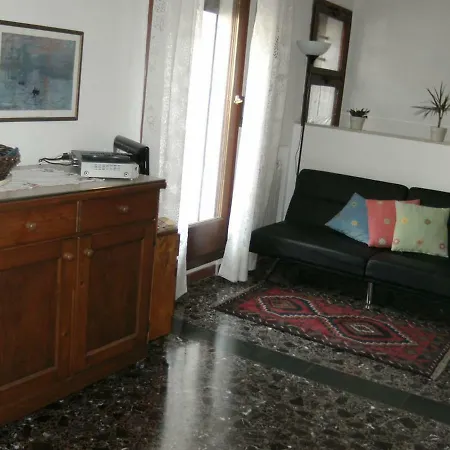 Apartment Ca' San Silvestro 2 Terrazze Nel Cuore Di *