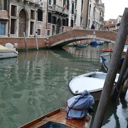 In Ai Carmini