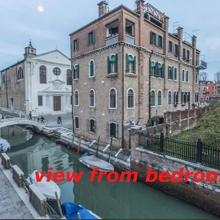 Apartment Susy Biennale - Canal View And Garden