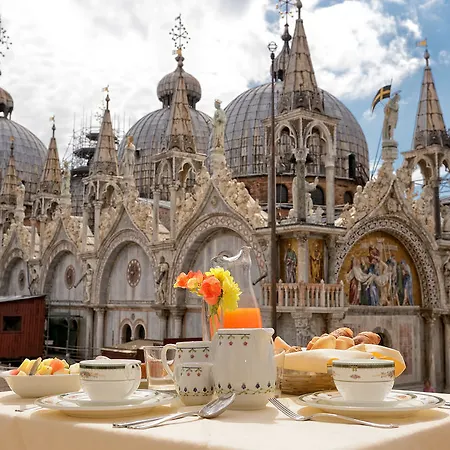 Bellevue Luxury - San Marco Luxury Bed & Breakfast 3*