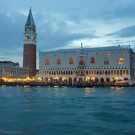 Apartment Calle San Giacomo Venice