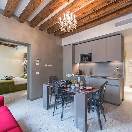 Rialto Luxury Flat Apartment *