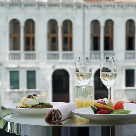 Palazzina Grassi Wenecja