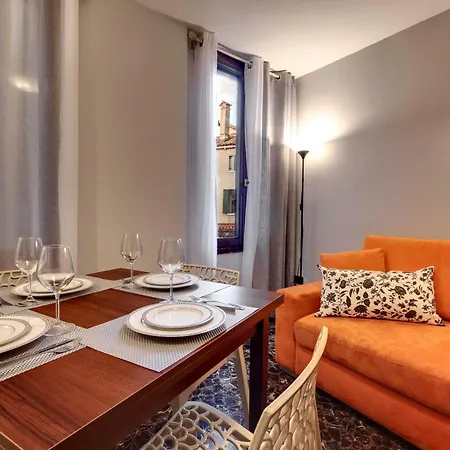 Apartment San Marco Superior By Wonderful Italy