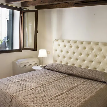 Rialto Corte Dei Sansoni Canal View By Wonderful Italy Apartment