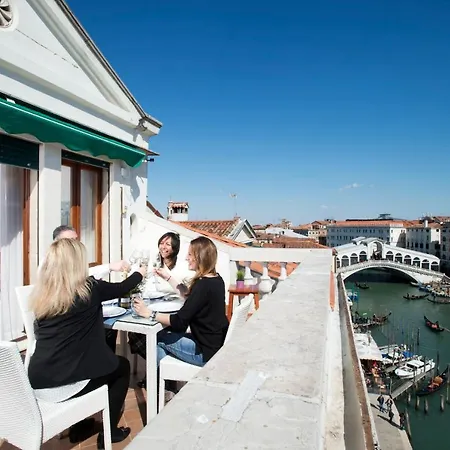 Ve-nice Rialto View Rt-12 Venise