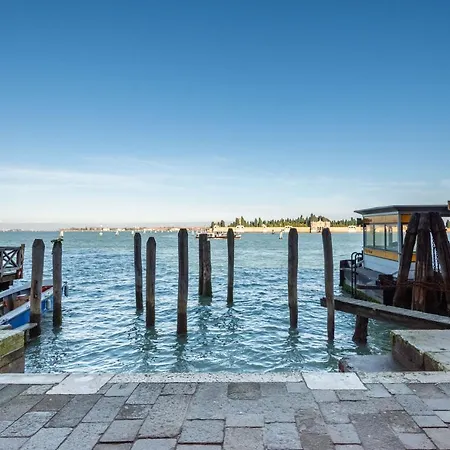 Vecellio On The Lagoon Hotel 3*