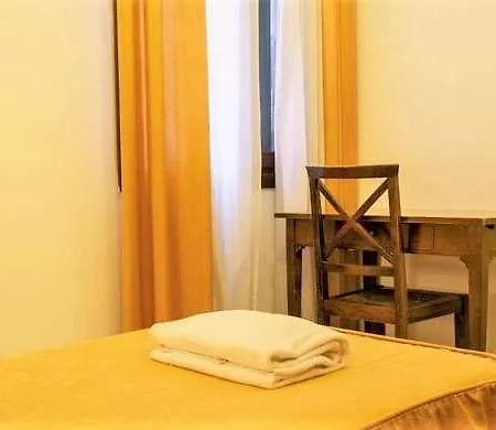 Hotel Iris 2*