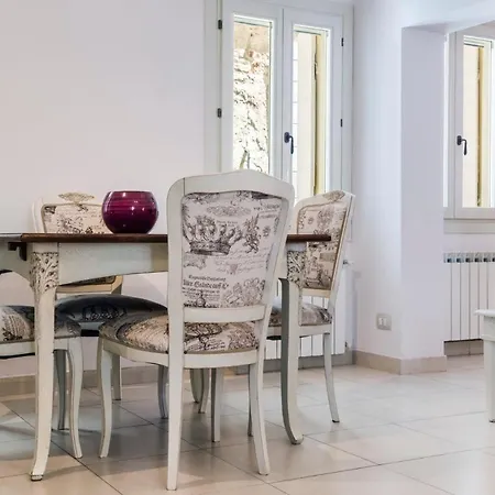 Biennale Apartment Venice