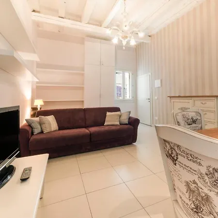 Apartment Biennale *