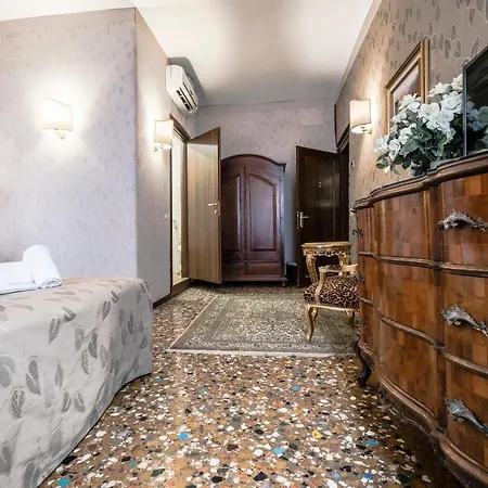 Pensjonat Ca' Lavezzera 2*