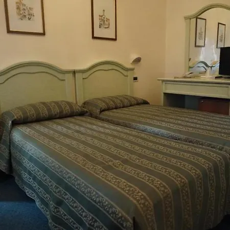 Universo & Nord Hotel 3*