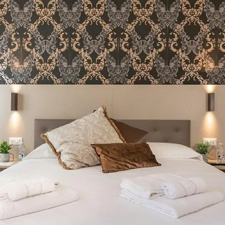 Grifoni Boutique Hotel *
