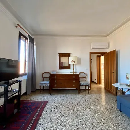 Apartment Calle San Giacomo *
