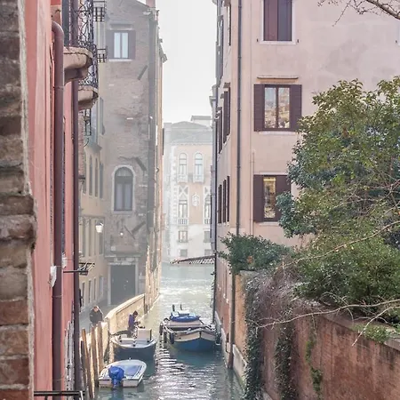 San Polo Canal View By Wonderful Italy Apartment Venice
