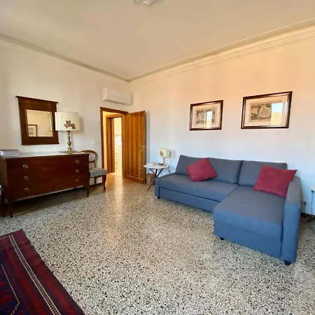 Apartment Calle San Giacomo
